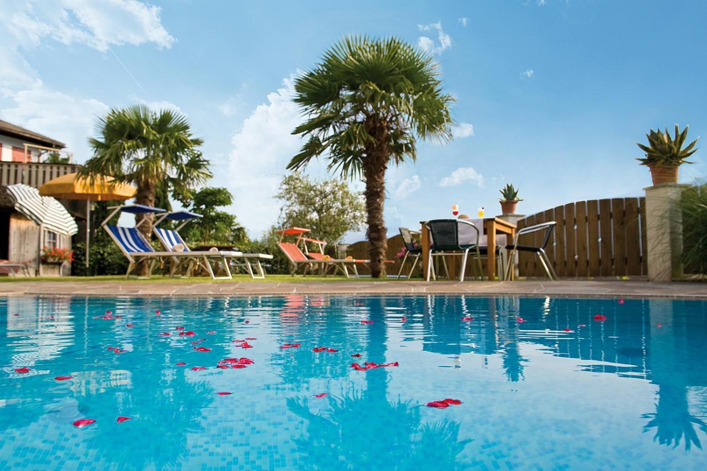 Hotel-Garni Ehrenfels Schenna Luaran gambar